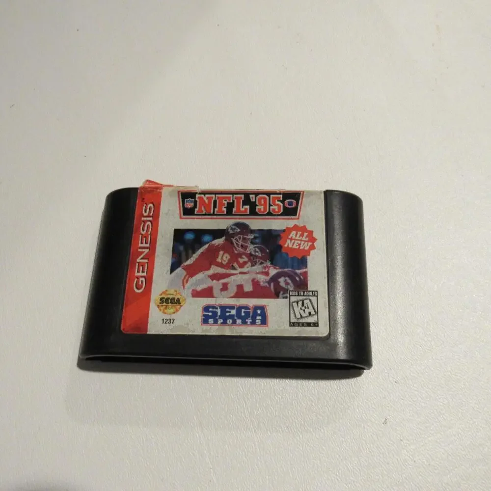 NFL 95‎ Sega Genesis Football Cartridge Only 4